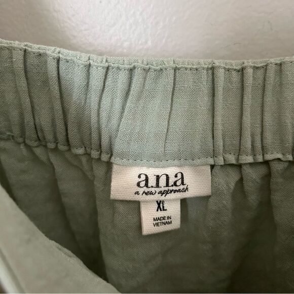 A.N.A. Tank Top Desert Sage Light Green Tie Straps Casual Neutral - Picture 6 of 8